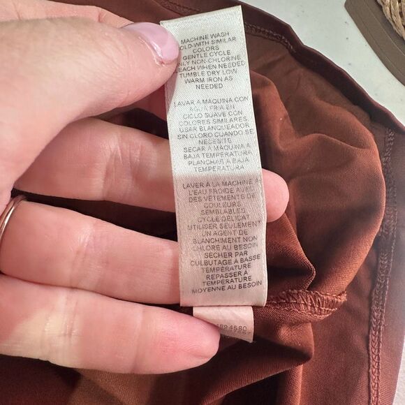 Chico’s Knit Sleeveless Top Tank Cinnamon Spice Brown Rust Size 2 Large - Picture 5 of 7